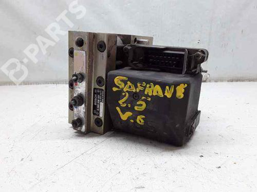 Used ABS pump RENAULT SAFRANE II (B54_) 2.2 dT (B54G) (113 hp) 1538444