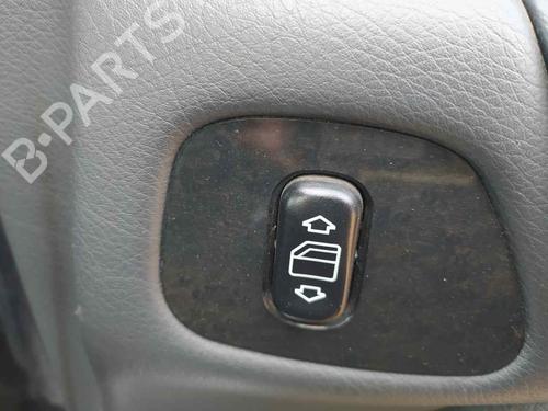 Used Right rear window switch MERCEDES-BENZ E-CLASS (W210) E 220 CDI (210.006) (136 hp) 22973551