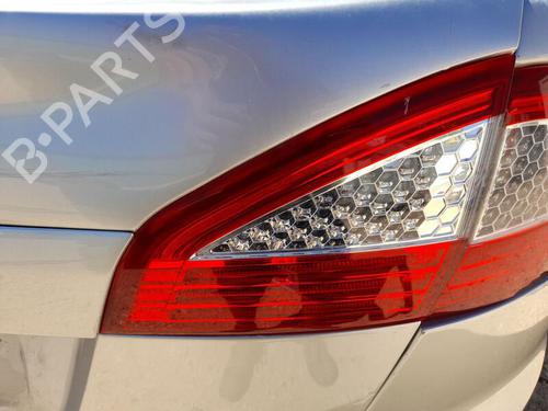 Used Right tailgate light FORD MONDEO IV (BA7) 2.0 (145 hp) 28818095