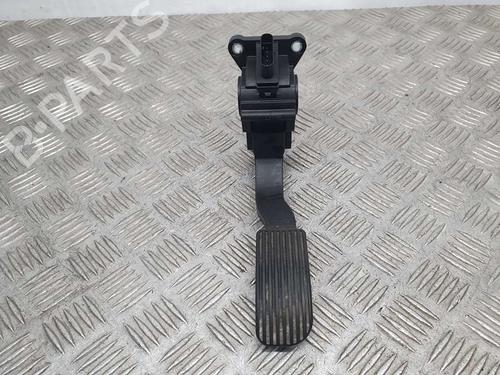 Used Pedal MERCEDES-BENZ SPRINTER 3,5-t Van (B907, B910) 314 CDI (910.631, 910.633) (143 hp) 16842301