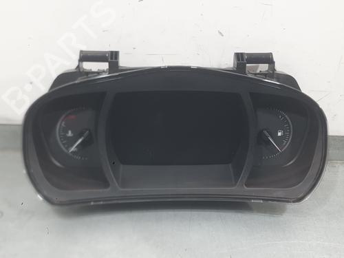 kombiinstrument-renault-megane-iv-hatchback-b9amn_-2015-33626176 main image