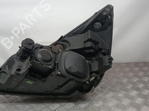 Right headlight RENAULT ESPACE IV (JK0/1_) 2.0 dCi (JK02, JK03) | BP24672109C29