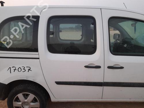 Høyre side skyvedør RENAULT KANGOO / GRAND KANGOO II (KW0/1_) 1.5 dCi 70 (KW0V, KW0A) (68 hp) 28169574