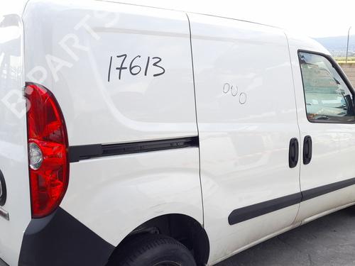 Used Right slide door Right slide door FIAT DOBLO Cargo (263_) 1.6 D Multijet (263WXD1B, 263WXR1B, 263WXX1B, 263ZXD1B,... (105 hp) 34628324 34628324