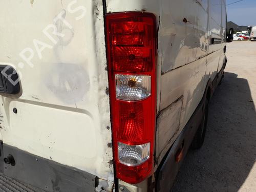 Used Right taillight IVECO DAILY IV Van 35C12 V, 35C12 V/P, 35S12 V, 35S12 V/P (116 hp) 26958665