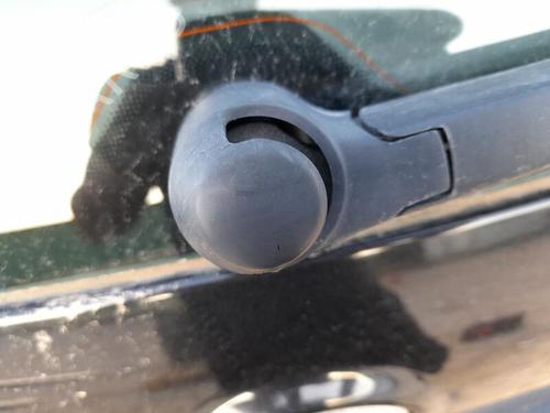 Used Rear wiper motor VW GOLF V (1K1) 1.9 TDI (105 hp) 27805747