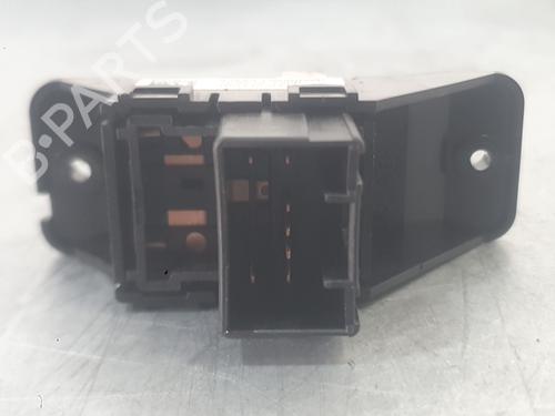 Right rear window switch KIA STONIC (YB) 1.0 T-GDi | BP37273675I28 - Image 3