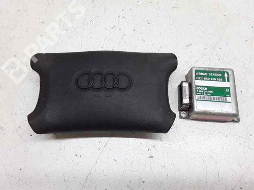 Airbag conducteur AUDI 80 B4 Saloon (8C2) 1.9 TDI (90 hp)null