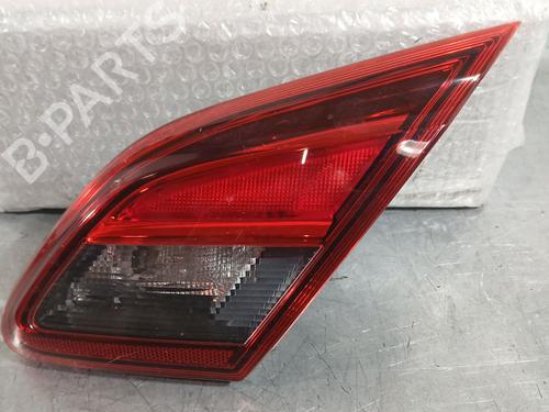 right-tailgate-light-opel-corsa-e-x15-2014-39406521 main image
