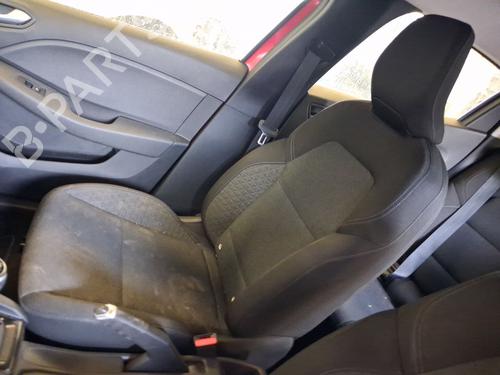 Used Right front seat Right front seat 37800361 37800361