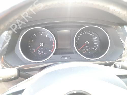 Used Instrument cluster Instrument cluster 35812602 35812602