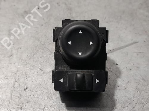Used Mirror switch NISSAN MICRA V (K14) 1.0 (71 hp) 12501533