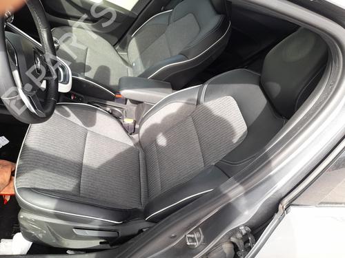 Fahrersitz für Fahrersitz RENAULT CLIO V (B7_) 1.0 TCe 90 (B7MT) (91 hp) 33854448 33854448