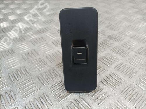 Used Right rear window switch LAND ROVER DISCOVERY III (L319) [2004-2009]  18259271