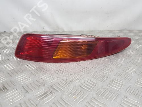 Højre baglygte ALFA ROMEO GT (937_) 1.9 JTD (937CXN1B) (150 hp) 27499312