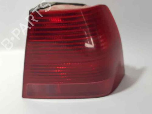 Used Right taillight VW BORA I (1J2) [1998-2013]  8146129
