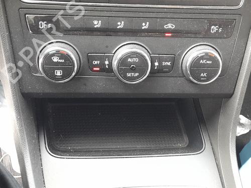 climate-control-seat-leon-5f1-2012-2013-2014-2015-2016-2017-2018-2019-2020-2021-34246033 main image