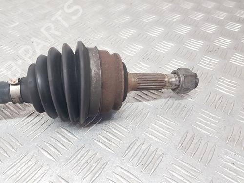 Left front driveshaft PEUGEOT 208 I (CA_, CC_) 1.2 VTI 82 | BP26956917M38 