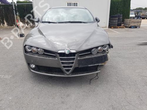 Rear parcel shelf ALFA ROMEO 159 Sportwagon (939_) 2.4 JTDM (939BXD1B, 939BXD12) | BP13913975C85 