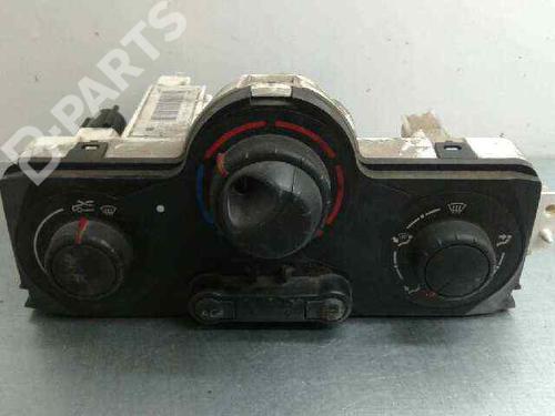 Used Climate control RENAULT MEGANE II (BM0/1_, CM0/1_) 1.9 dCi (BM0G, CM0G) (120 hp) 3695048