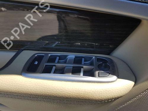 Used Left front window switch JAGUAR XF I (X250) 2.2 D (200 hp) 17607615