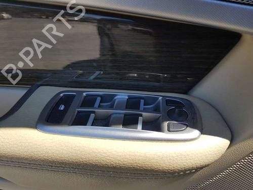 Fensterheberschalter links vorne JAGUAR XF I (X250) 2.2 D (200 hp) 17607615