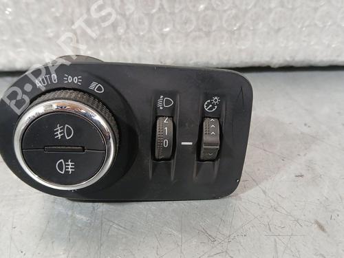 headlight-switch-opel-corsa-f-p2jo-2019-31622555 main image