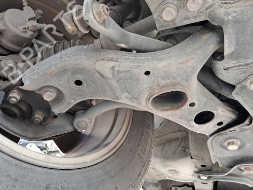 right-front-suspension-arm-toyota-rav-4-iii-_a3_-2005-2006-2007-2008-2009-2010-2011-2012-2013-2014-37999662 main image