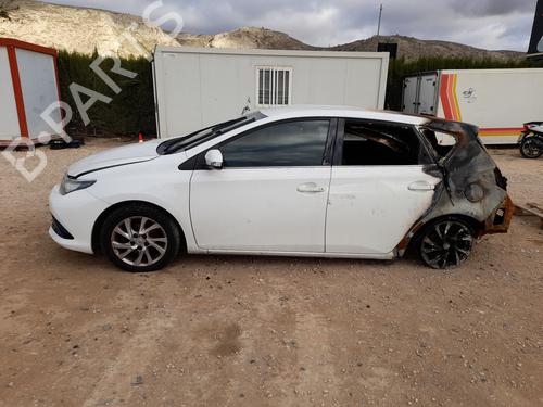 Used Parts TOYOTA AURIS (_E18_) 1.4 D-4D (NDE180_, NDE180R) (90 hp) 4309239