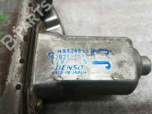 Rudehejsemekanisme venstre bagtil MITSUBISHI PAJERO II (V3_W) 3.2 DiD 4WD | BP650399C24 