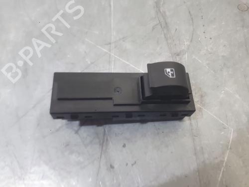 Mando elevalunas trasera derecho Mando elevalunas trasera derecho FIAT TIPO Saloon (356_, 357_) 1.4 (356SXA1B) (95 hp) 37216755 37216755