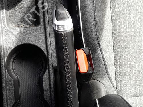 hand-brake-renault-clio-v-b7_-2019-34223675 main image