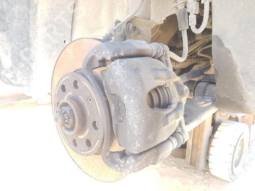 Używane Zacisk hamulca przedniego prawego OPEL CORSA C (X01) 1.2 (F08, F68) (75 hp) 29247515