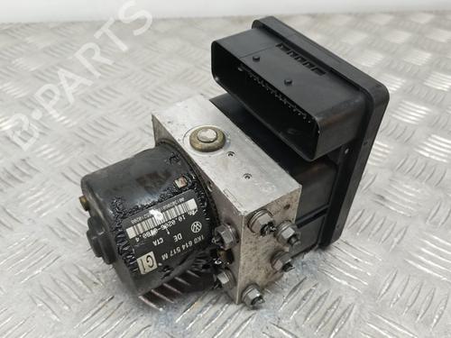 Used ABS pump VW GOLF V (1K1) [2003-2010]  13752689