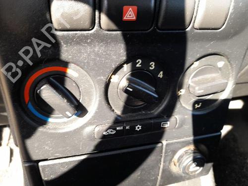 AC Styreenhet / Manøvreringsenhet OPEL ZAFIRA A MPV (T98) 2.0 DI 16V (F75) (82 hp) 29146600