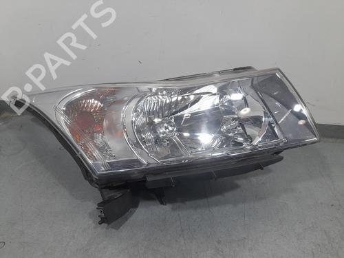 Used Right headlight CHEVROLET CRUZE Hatchback (J305) 2.0 CDI (163 hp) 29972709