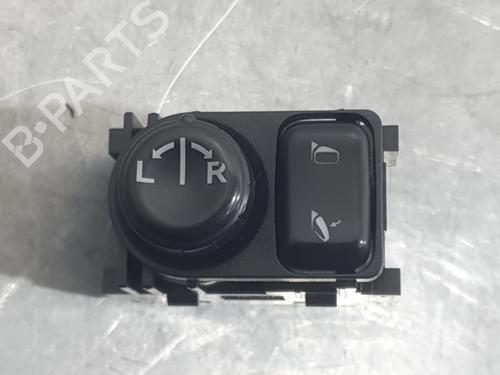 Used Mirror switch Mirror switch NISSAN QASHQAI I (J10, NJ10) 2.0 dCi All-wheel Drive (150 hp) 33989172 33989172