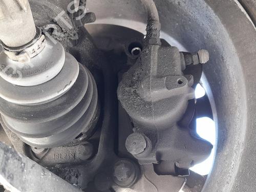 left-front-brake-caliper-fiat-500x-334_-2014-33467839 main image