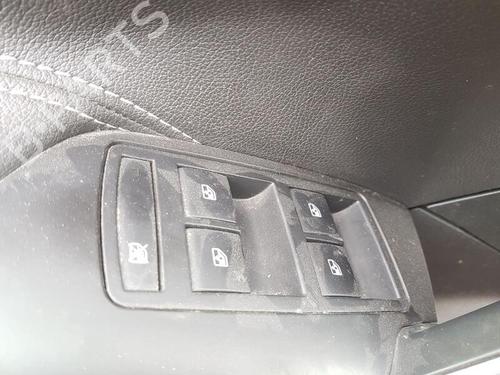 Used Left front window switch OPEL INSIGNIA A Sports Tourer (G09) 1.6 CDTi (35) (136 hp) 29307850
