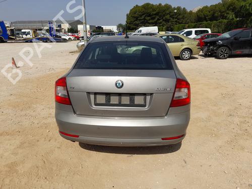 Left mirror SKODA OCTAVIA II (1Z3) 1.6 TDI | BP26582723C26 