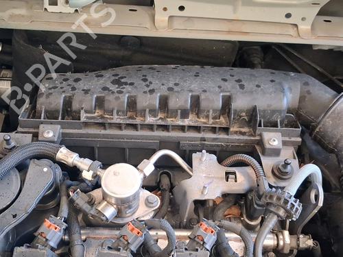 Used Air filter box Air filter box PEUGEOT 3008 II SUV (MC_, MR_, MJ_, M4_) 1.2 THP/ PureTech 130 (MRHNSM, MRHNSU, MRHNSJ, MRHNYW,... (131 hp) 39466425 39466425