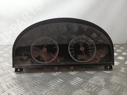Used Instrument cluster FORD MONDEO III Saloon (B4Y) [2000-2007]  3698134