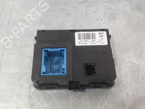 Used Electronic module Electronic module PEUGEOT 3008 II SUV (MC_, MR_, MJ_, M4_) 1.2 THP/ PureTech 130 (MRHNSM, MRHNSU, MRHNSJ, MRHNYW,... (131 hp) 39164705 39164705