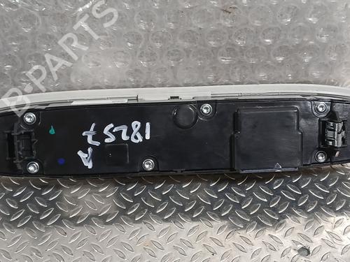 Warning switch TESLA MODEL Y (5YJY) Long Range All-wheel Drive | BP39980828I22 - Image 2