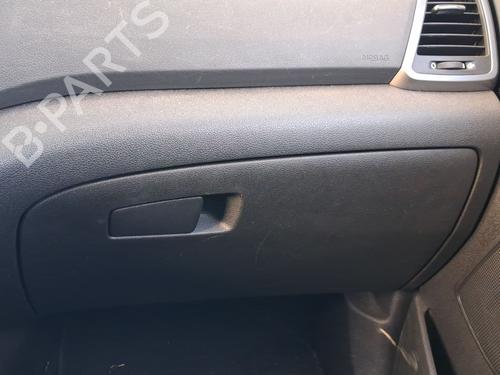 Used Glove box Glove box 38073302 38073302