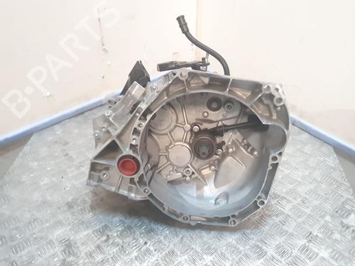 gearbox-renault-clio-v-b7_-2019-28380286 main image