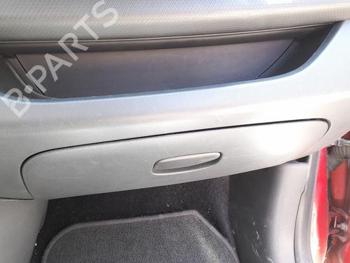 Vano posta oggetti Vano posta oggetti RENAULT CLIO IV (BH_) 0.9 TCe 90 (BHNF, BHMA, BHMH, BHJK, BHJR) (90 hp) 36022531 36022531