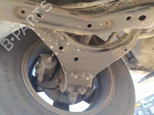 Used Right front suspension arm KIA SPORTAGE II (JE_, KM_) [2004-2011]  22638830