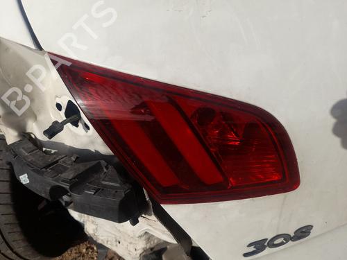 Fanale sezione interna posteriore sinistro PEUGEOT 308 II (LB_, LP_, LW_, LH_, L3_) 1.6 BlueHDi 120 (120 hp) 30858192