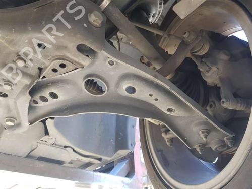 Used Left front suspension arm SEAT LEON (5F1) [2012-2021]  17166237